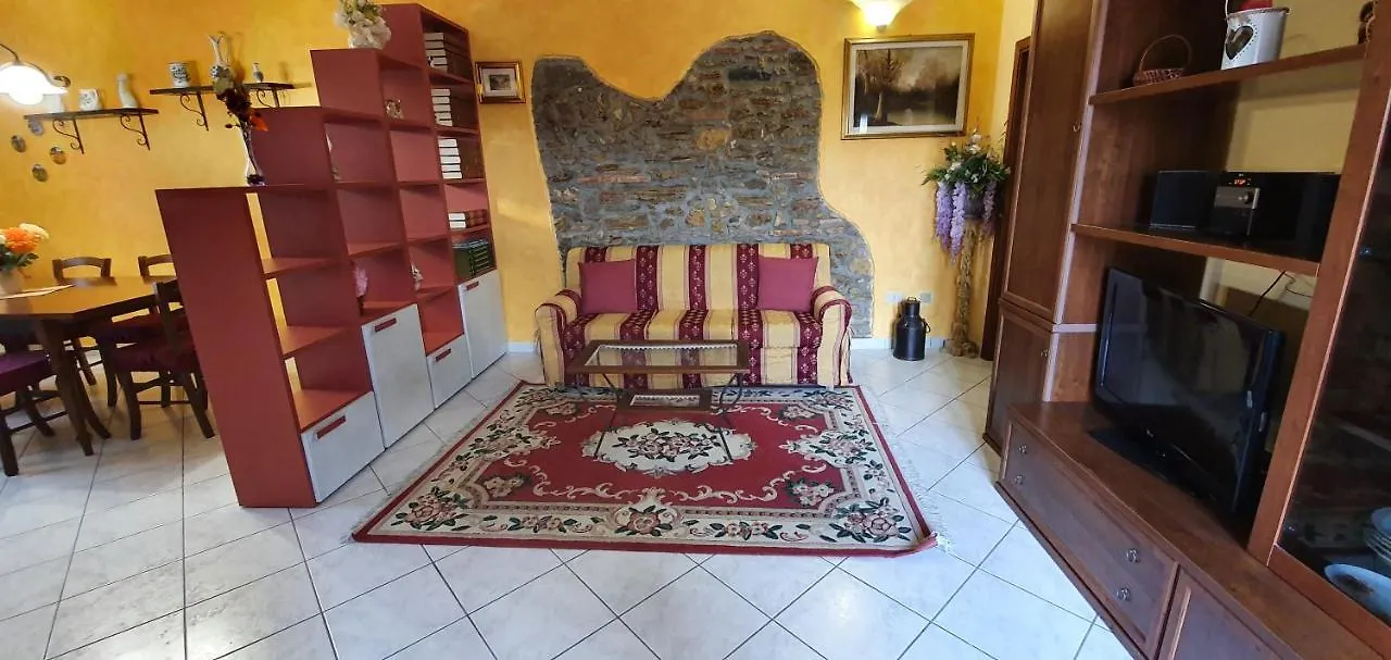 Apartment Appartamento Colle Mezzano Cecina