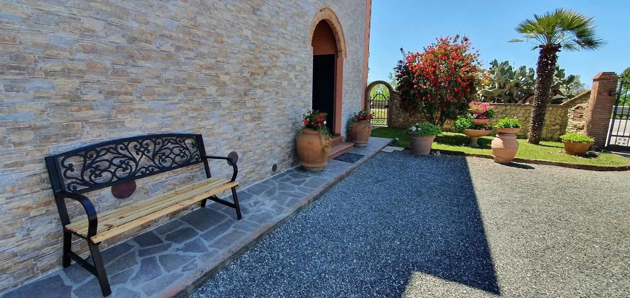 Apartment Appartamento Colle Mezzano Cecina